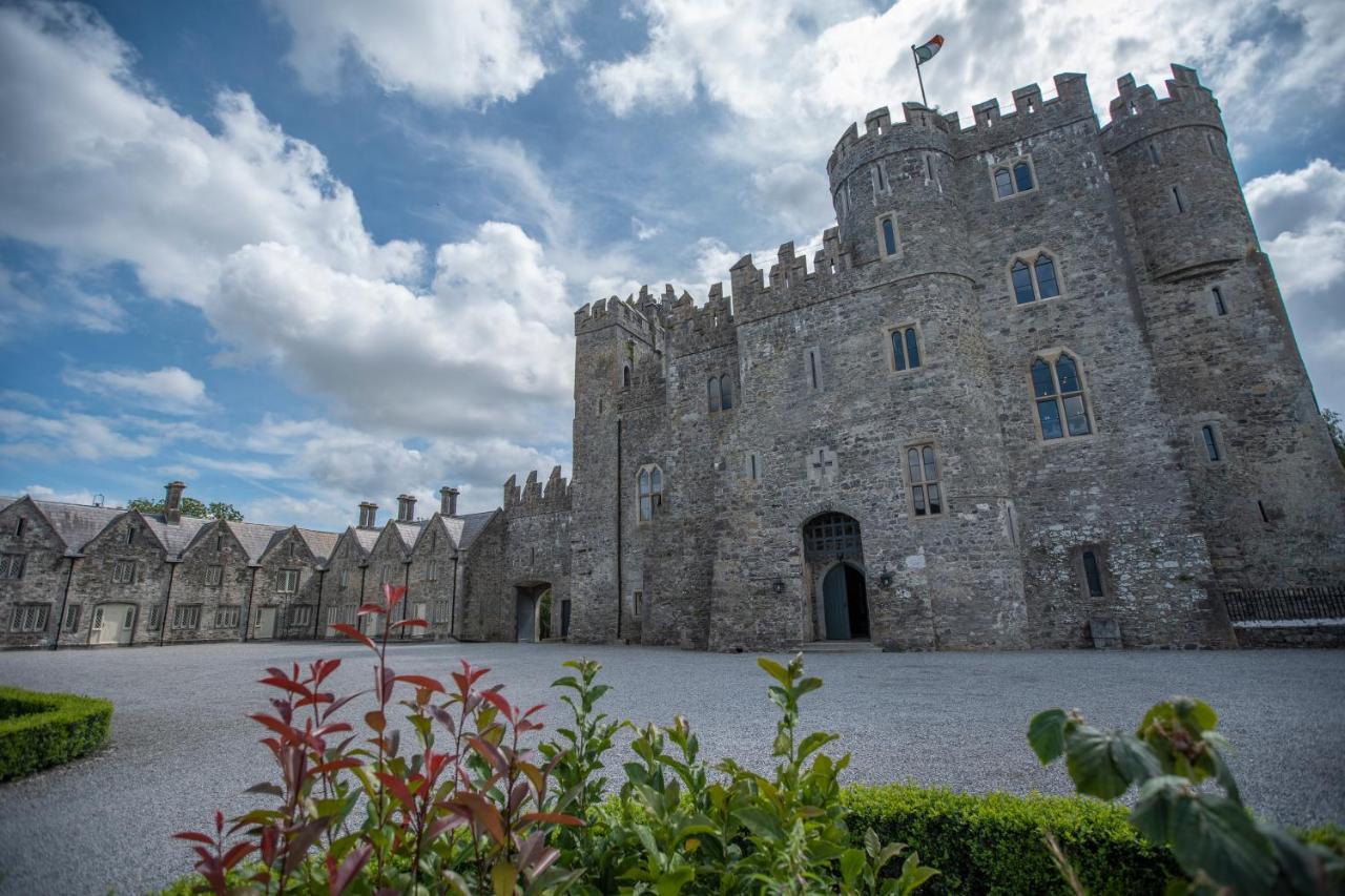 Kilkea Castle Hotel Exterior foto