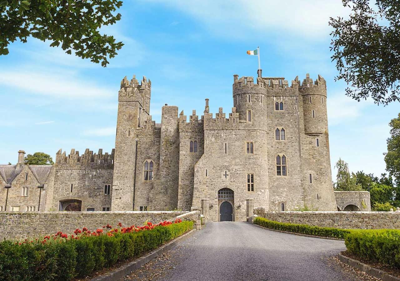 Kilkea Castle Hotel Exterior foto